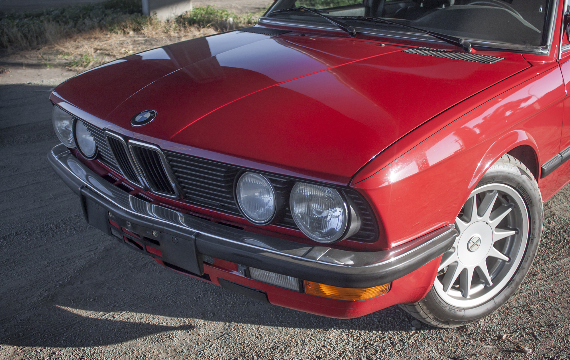 1987 BMW E28 535is - Coupe King